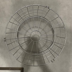 【成約済み】ニトリ　洗濯金属かごの画像