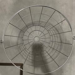 【成約済み】ニトリ　洗濯金属かごの画像