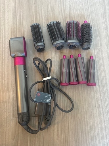 ダイソンドライヤー　9点セット