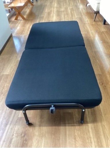 折りたたみベッド【町田市再生家具】　243411