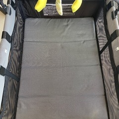 【定価16,500円】カトージ折りたたみベビーベッドの画像