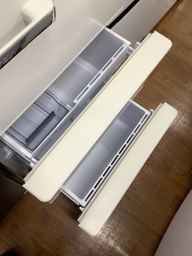3ドア冷蔵庫　AQUA AQR-SV24K 238L 2021年製　キズ有