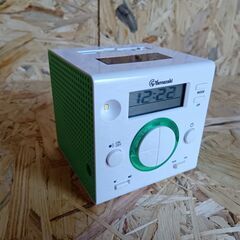 手回し充電ソーラー付きFMラジオ 　エコキューブラジオ４ Bas...