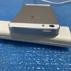 　　ほぼ未使用　　アイフォン5cの画像