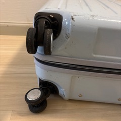 無料　ジャンク品　40l　機内持ち込みサイズスーツケースの画像