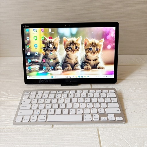 【完動品】富士通ノートパソコン✨すぐ使える❣️薄くて軽い✨【美品】動画視聴タブレット✨お絵描き✨kindle用にも‼️webカメラ✨Bluetooth搭載✨快速SSD‼️Windows11 完動品】富士通ノートパソコン✨すぐ使える❣️薄くて軽い✨【美品
