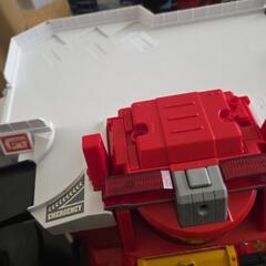 トミカ 変形ファイアーステーションの画像