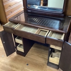 ドレッサー　イス付き【町田市再生家具】243419