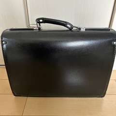 隼人工業のカバンの画像