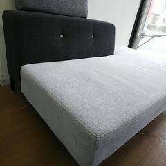 トット ソファ 2人掛け クラッシュゲート 右背の画像