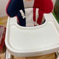 コンビ　歩行器　電車の走る音等が鳴ります！の画像