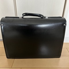 隼人工業カバンの画像
