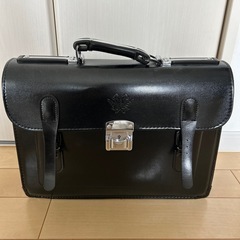 隼人工業カバン