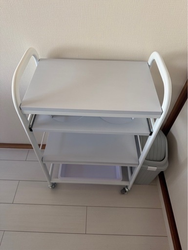 3月17日迄引き取り　未使用品　エステ用　寝台　リクライニング