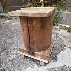 2 日本蜜蜂 養蜂巣箱 待ち受け箱
