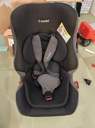 Combi　ウィゴーロングHI　チャイルドシート