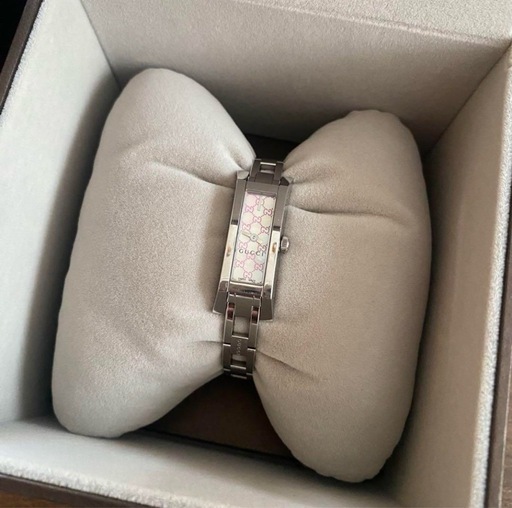 GUCCI 腕時計