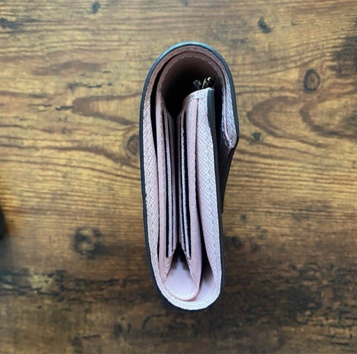 VUITTON 降りたたみ財布　