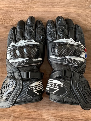 エルフ(elf)バイク用グローブ