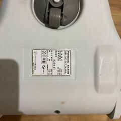 【掃除機】フィルター清掃式 Panasonicサイクロン掃除機 ホワイトブルーの画像