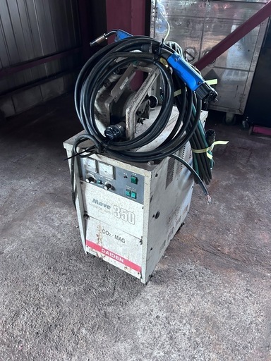 半自動溶接機　DAIDEN