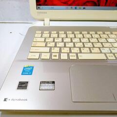 SSDメモリ8GBCore i7ノートパソコンWindows11カメラ付きPCの画像