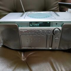 Kenwood Rampage MDX-G3、昭和のラジカセ(ジャンク)の画像
