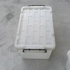 0310-329 【無料】 蓋付き衣装ケース