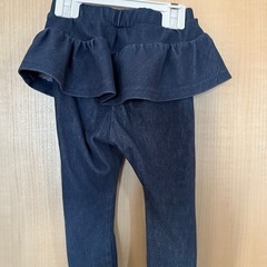 スカートパンツ 穴あき 80サイズの画像