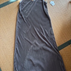 新品 キャミソールワンピース ロング　