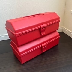 【お譲り先決まりました】プラスチック持ち手付き収納ボックス2個セットの画像