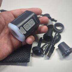 【美品】エアマットや浮き輪等に！超小型ポンプ（ランタン機能付）の画像