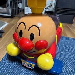 アンパンマン電動乗用車です。