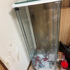 引き取りに来れる方のみ！不二貿易ガラスショーケース 