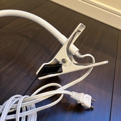 【お譲り先決まりました】クリップライト　ニトリの画像