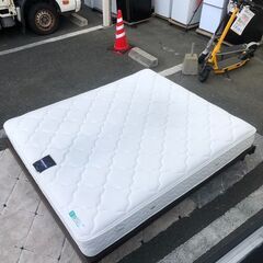 ▼値下げ▼クイーンサイズベッド フランスベッド 約 幅171×奥行195×高さ25cm 総額235800円💳自社配送時🌟代引き可💳※現金、クレジット、スマホ決済対応※の画像