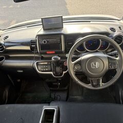 平成25年　NBOXカスタムG　SS　白　車検2年付の画像