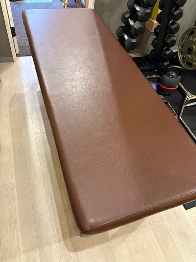 美品タカダベッド（施術用ベッド
）