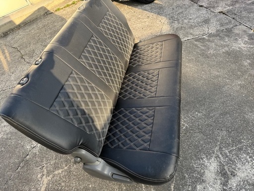 ハイエースGL2列目シート