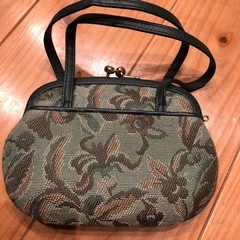 お財布バックの画像