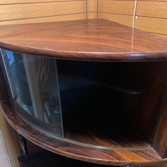 コーナーキャビネット　飾り棚の画像