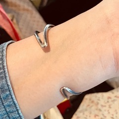 アジア系プレスレットの画像