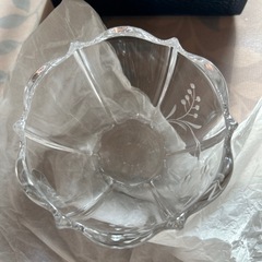 とても可愛い　ELBE 蓋付きガラス容器 花模様エルベ、クリスタルキャンディポット新品、の画像
