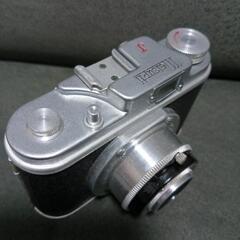 希少品で日本の「東郷堂」製　フィルムカメラの画像