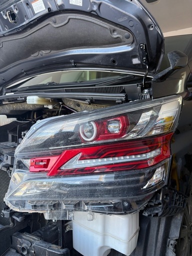 30ヴェルファイア前期コーナーランプ付き
加工ヘッドライト　クリスタルアイガーニッシュセット