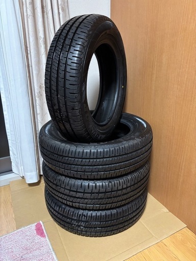 ダンロップ　エナセーブ　EC204 175/65R15 アクア　フィット
