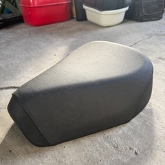 CT125ハンターカブ 純正シートの画像
