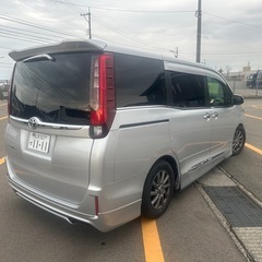 4WD‼️エスクァイア‼️上級Giグレード‼️黒革シート‼️両側パワスラ‼️クルコン‼️の画像