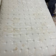 相談中　無料　ダブルベッドマットレス