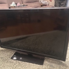 取引中　テレビ　40型　訳あり